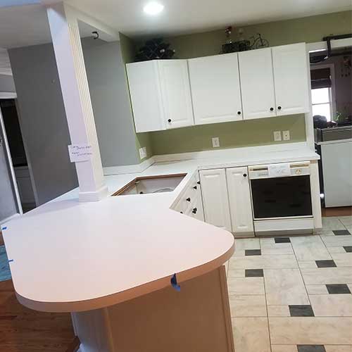 Stone-Look Countertops — before refinishing